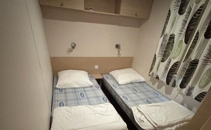 Te huur: luxe mobilhome met 2 slaapkamers en airco