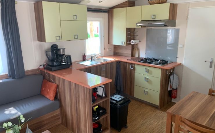 Compleet luxe mobilhome met airco te huur.
