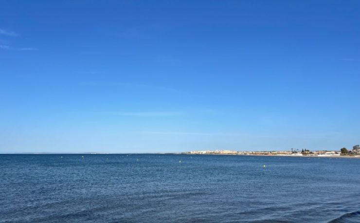 Heerlijke luxe vakantiewoning 🏝️ vlakbij de zee! Incl zwemparadijs van 7500m2 