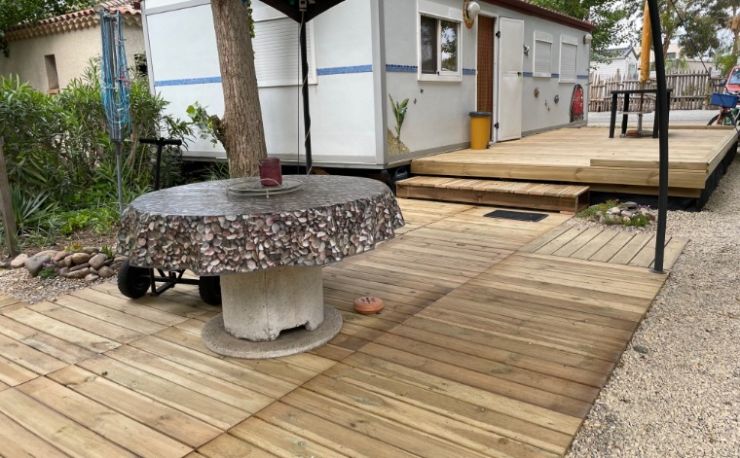 Zéér luxe stacaravan met airco. 